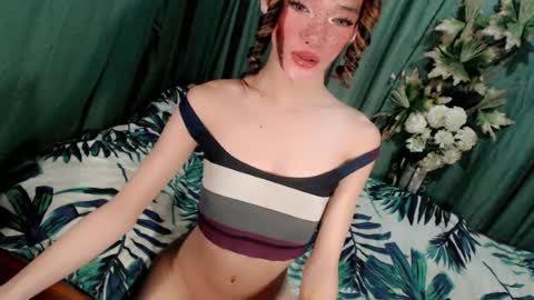 Snapshot of dangerouscock69_nica chatting on June 13, 12:25 pm Nica online show from June 13, 12:25 pm