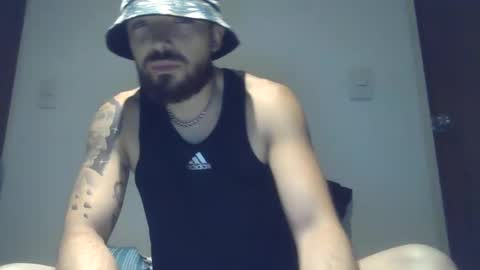 dani3l9905 online show from October 29, 4:37 am