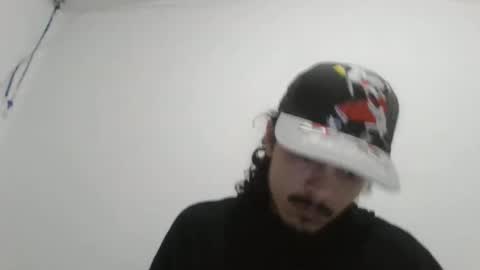 Snapshot of dani_42017 chatting on February 16, 10:33 am dani_42017 online show from February 16, 10:33 am