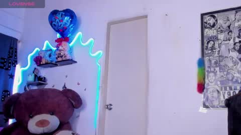dani_bigcock21 online show from October 19, 4:51 pm