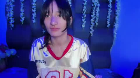 Snapshot of dani_dream chatting on June 27, 2:55 pm dani_dream online show from June 27, 2:55 pm