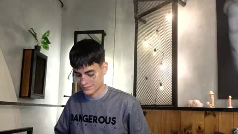 dani_mc online show from December 22, 11:29 am