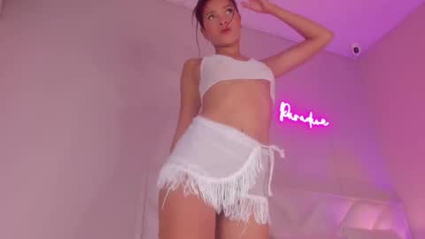 Snapshot of dani_skinny_ chatting on September 11, 11:43 am Hi I am Dani online show from September 11, 11:43 am