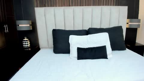 JANE  online show from March 17, 7:17 pm