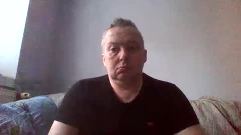 Snapshot of daniel0028 chatting on May 3, 1:39 pm dan online show from May 3, 1:39 pm