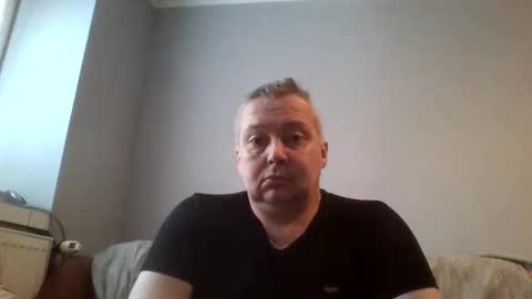 Snapshot of daniel0028 chatting on May 9, 12:10 pm dan online show from May 9, 12:10 pm
