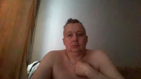 Snapshot of daniel0028 chatting on May 15, 11:50 am dan online show from May 15, 11:50 am