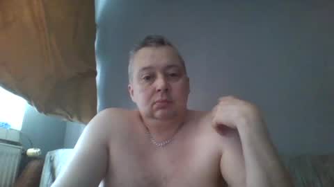 Snapshot of daniel0028 chatting on July 17, 10:11 am dan online show from July 17, 10:11 am