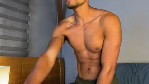 Snapshot of daniel0910s chatting on January 16, 2:09 am Daniel online show from January 16, 2:09 am