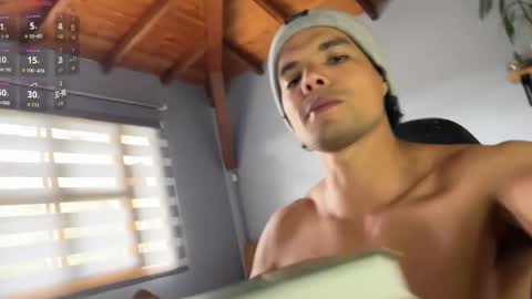 Snapshot of daniel0910s chatting on January 10, 6:09 pm Daniel online show from January 10, 6:09 pm