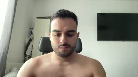 Snapshot of daniel_3827 chatting on June 25, 6:51 am daniel_3827 online show from June 25, 6:51 am
