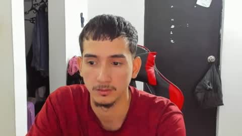 Snapshot of daniel_443 chatting on June 10, 2:27 pm DANIEL online show from June 10, 2:27 pm
