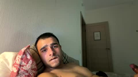 Snapshot of daniel_ice chatting on May 21, 8:38 pm Daniel online show from May 21, 8:38 pm