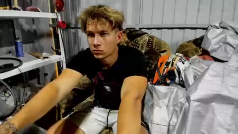 Snapshot of daniel_like chatting on July 22, 7:00 am Just Ben online show from July 22, 7:00 am