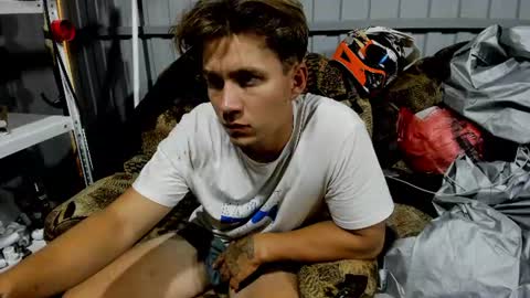 Snapshot of daniel_like chatting on July 24, 11:08 am Just Ben online show from July 24, 11:08 am