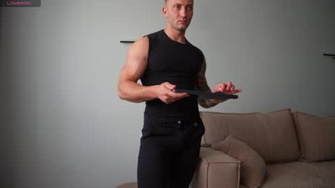 Snapshot of daniel_montecristo chatting on July 3, 10:32 am daniel_montecristo online show from July 3, 10:32 am