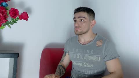 Snapshot of daniel_ova chatting on May 11, 6:05 pm Sexy Dani online show from May 11, 6:05 pm