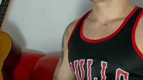 Snapshot of daniel_ova chatting on June 11, 11:41 am Sexy Dani online show from June 11, 11:41 am