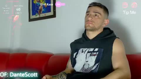 Snapshot of daniel_ova chatting on June 17, 12:57 am Sexy Dani online show from June 17, 12:57 am