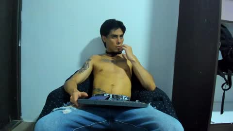 Daniel online show from April 14, 7:09 pm