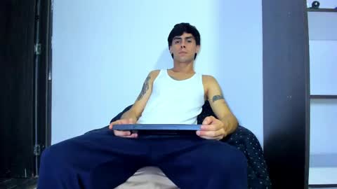 Daniel online show from April 20, 11:57 am