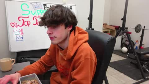 DANIEL SHAWN online show from February 2, 3:55 pm