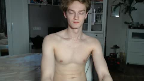Snapshot of daniel_yumm chatting on May 12, 2:25 pm Daniel online show from May 12, 2:25 pm