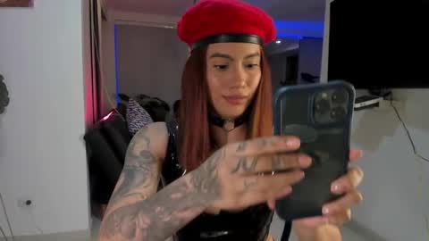 Snapshot of daniela_arenas chatting on February 28, 6:32 am daniela_arenas online show from February 28, 6:32 am