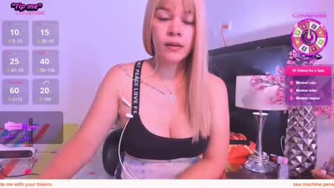 daniela online show from April 25, 12:41 pm