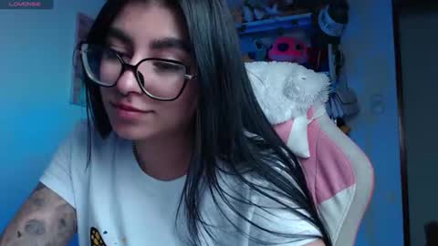 Snapshot of daniela_cute22 chatting on June 24, 3:27 am DANIELA online show from June 24, 3:27 am