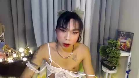 Snapshot of daniela_mondragon chatting on February 18, 11:28 am daniela_mondragon online show from February 18, 11:28 am