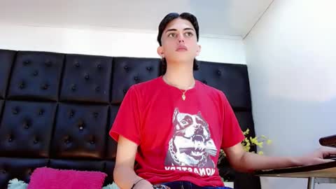 Snapshot of daniela_pink_ chatting on February 5, 7:40 pm daniela_pink_ online show from February 5, 7:40 pm