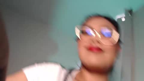 Snapshot of daniela_valencia chatting on September 18, 5:48 pm Lucia online show from September 18, 5:48 pm