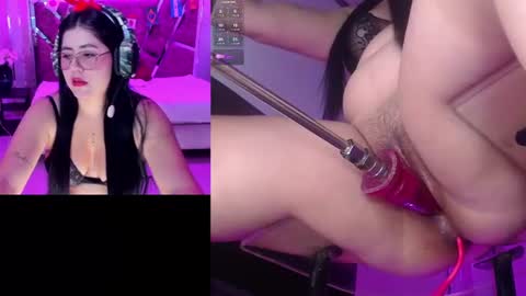 Snapshot of danielamendez__ chatting on June 23, 1:31 pm Dani online show from June 23, 1:31 pm