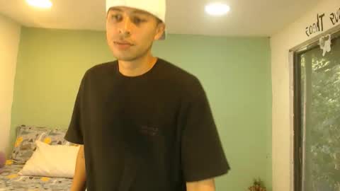 danielitopapii online show from April 9, 12:21 pm