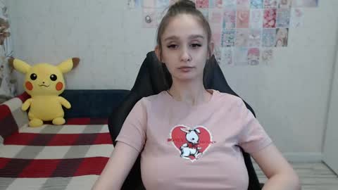 Snapshot of daniella_martin chatting on May 30, 12:52 am Daniella Martin online show from May 30, 12:52 am