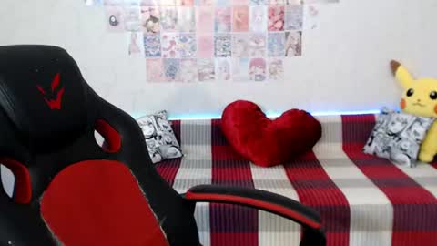 Snapshot of daniella_martin chatting on June 14, 2:24 am Daniella Martin online show from June 14, 2:24 am