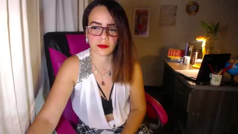 Angie online show from April 14, 1:50 pm