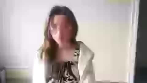 Mia online show from February 15, 7:16 am