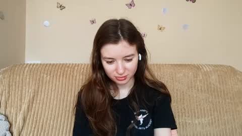 Snapshot of daniellevaulet chatting on July 9, 7:12 am Mia online show from July 9, 7:12 am