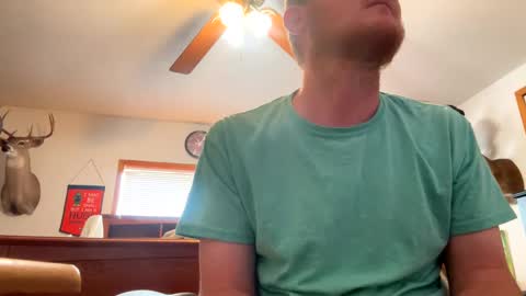 Snapshot of danielp_mod_cb chatting on December 2, 8:00 pm Daniel y. online show from December 2, 8:00 pm