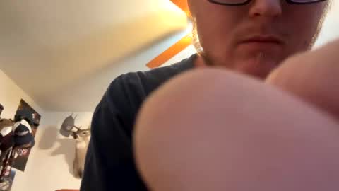 Snapshot of danielp_mod_cb chatting on January 23, 1:19 am Daniel y. online show from January 23, 1:19 am