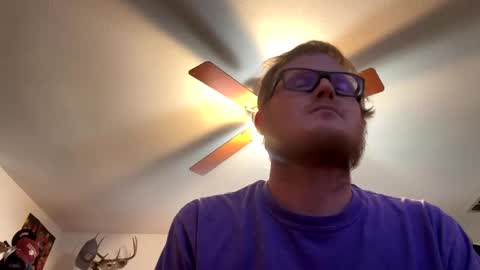 Snapshot of danielp_mod_cb chatting on March 7, 10:21 pm Daniel y. online show from March 7, 10:21 pm