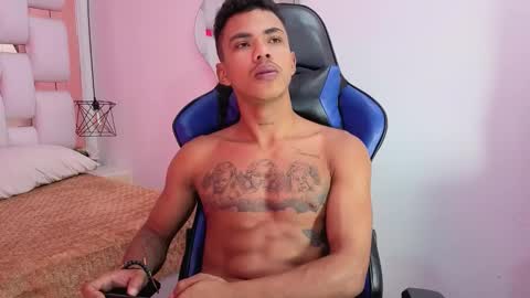 JUAN online show from November 16, 6:02 pm