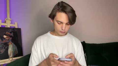 danieltuckerr online show from September 28, 3:28 pm