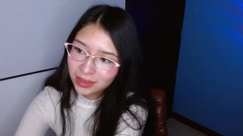 Snapshot of daniirizo chatting on May 12, 9:39 am Dani online show from May 12, 9:39 am