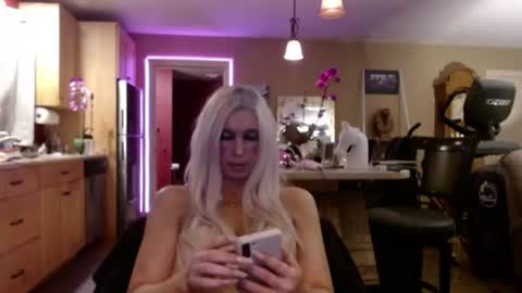 Snapshot of danikawhite69 chatting on June 25, 11:48 am DanikaWhite69 online show from June 25, 11:48 am