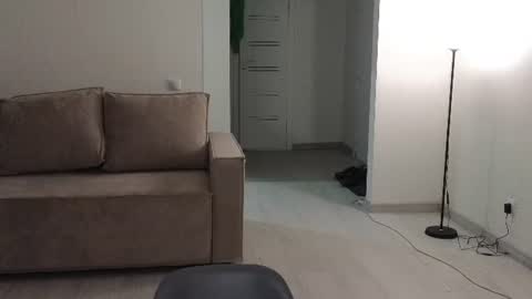 Snapshot of danila_trezzini chatting on July 28, 8:52 pm danila online show from July 28, 8:52 pm