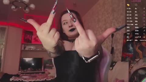 Snapshot of daniredheadevil chatting on September 14, 5:50 am Your mistress Dani online show from September 14, 5:50 am