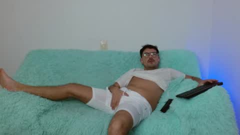 Snapshot of danking_19 chatting on December 7, 6:10 am Dante King online show from December 7, 6:10 am